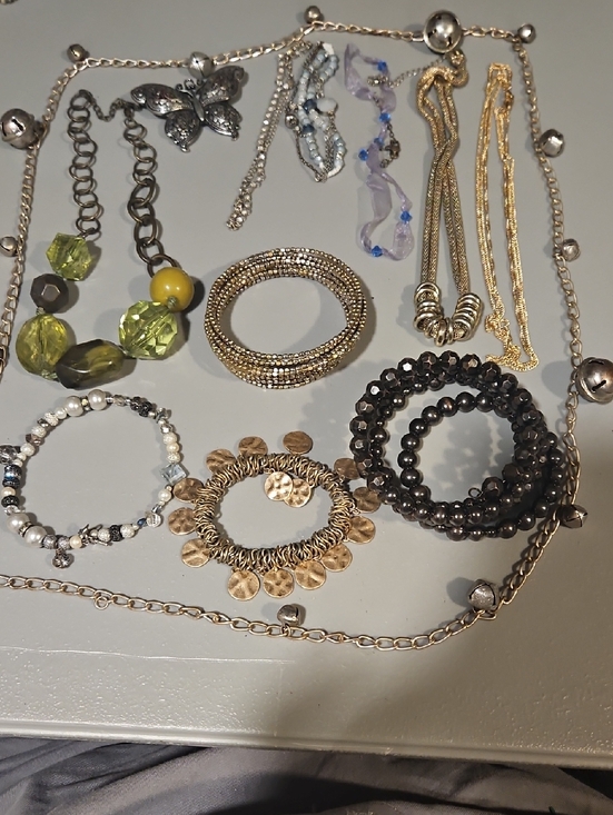 Jewelry - Mixed Metal Wearable Craft Lot.